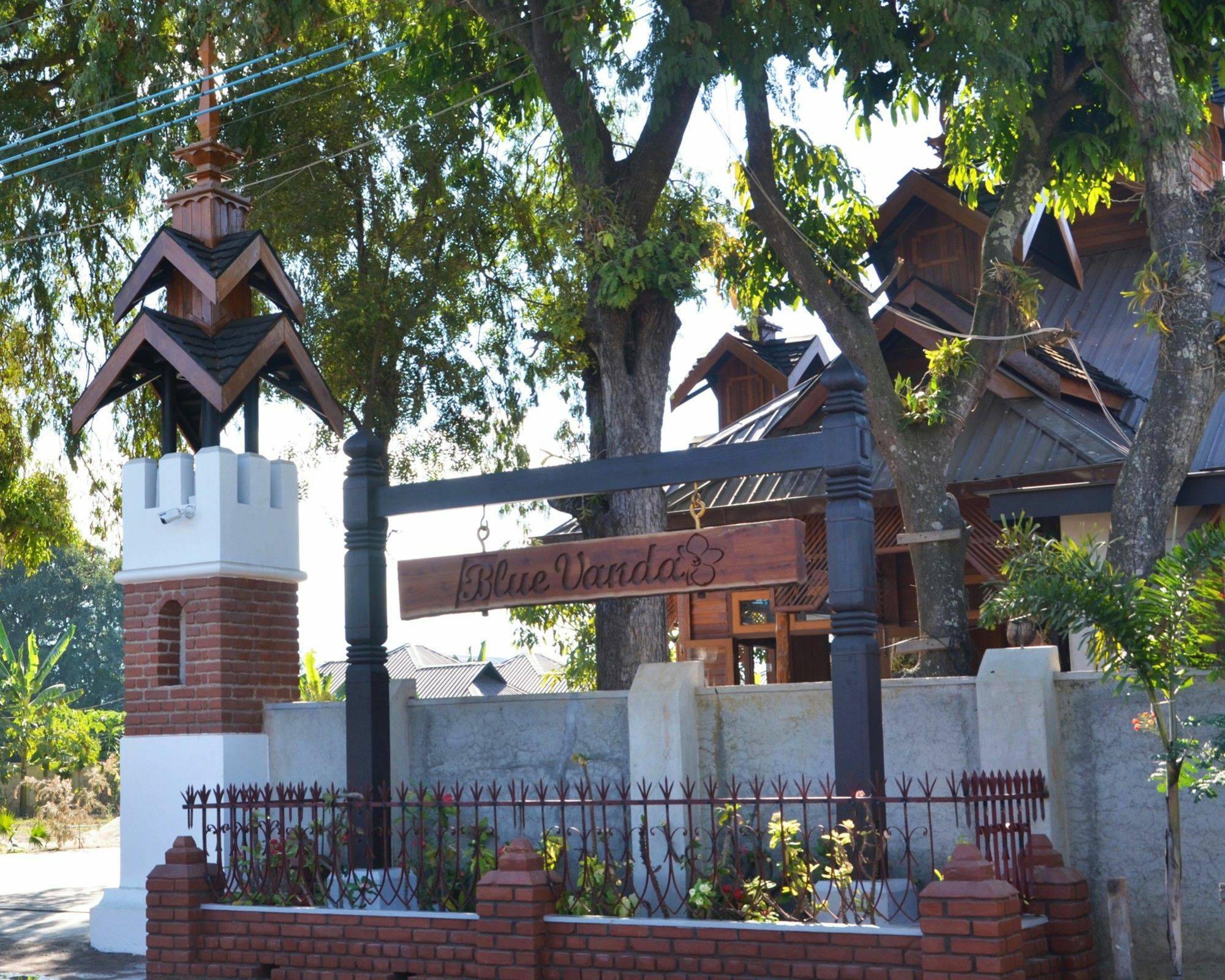 Blue Vanda Lodge Nyaung Shwe Exterior photo